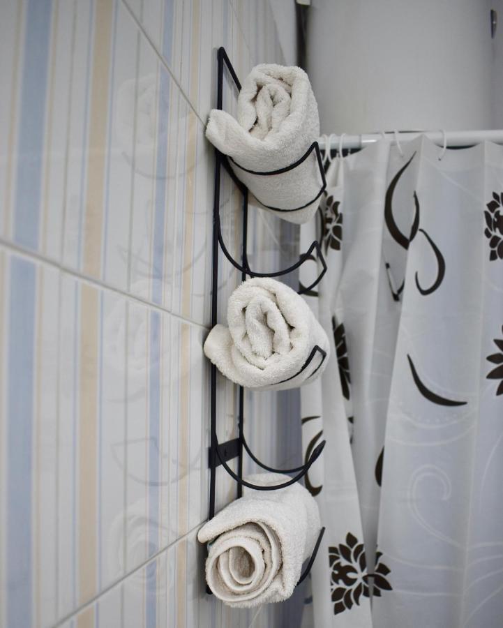 Cozy Minimal Apartment Piraeus Bagian luar foto