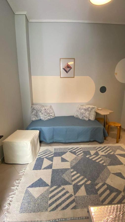 Cozy Minimal Apartment Piraeus Bagian luar foto